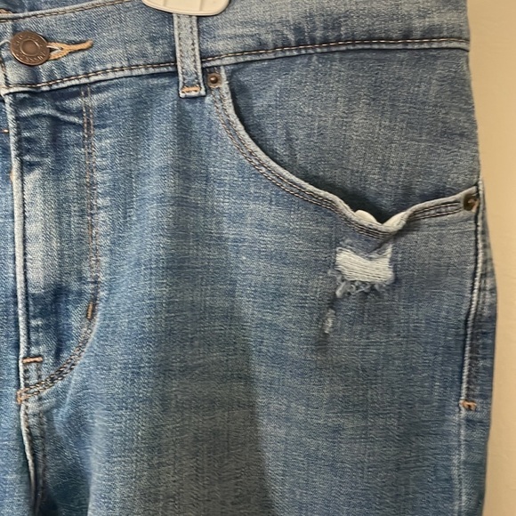 Levi’s jeans size 12 relaxed taper mom jeans - Picture 4 of 5